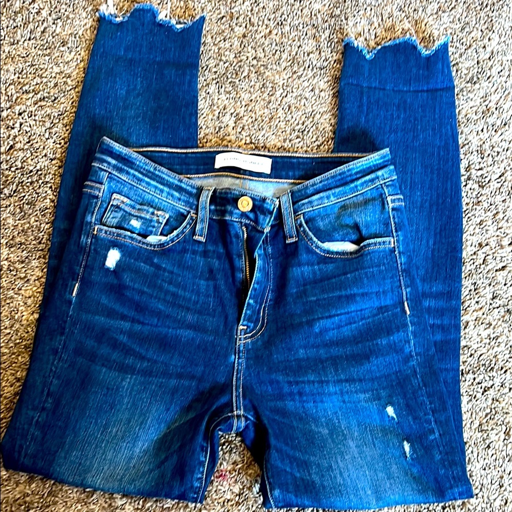 Flying Monkey distressed jeans, excellent condition. Inseam 28